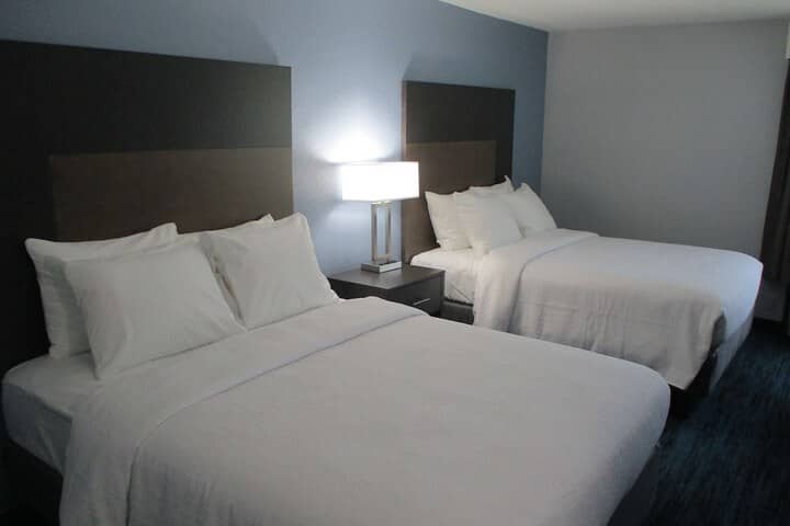 Room 7 of 15
